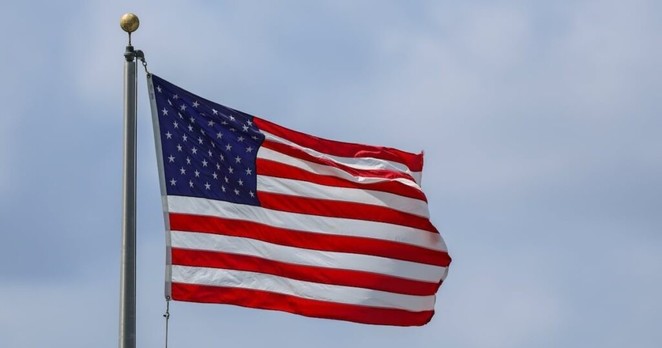 Mississauga removes U.S. flags from sports arenas, pier