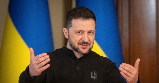 Mark Carney invites Zelenskyy to G7 summit in June