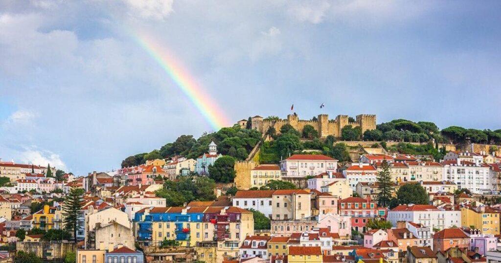 Portugal's Golden Visa fund market, in charts |