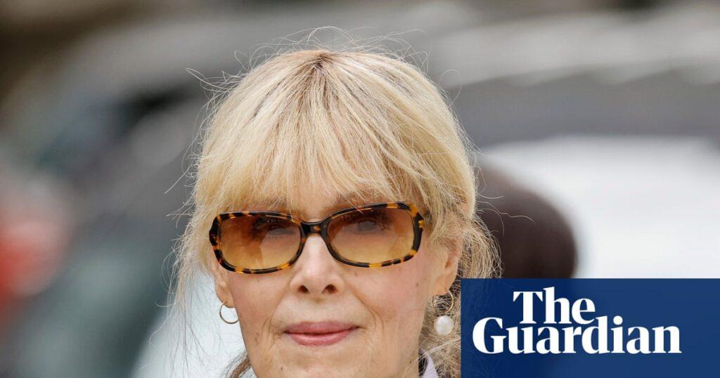 E Jean Carroll asks judge to order Donald Trump to pay $5m he owes her | E Jean Carroll