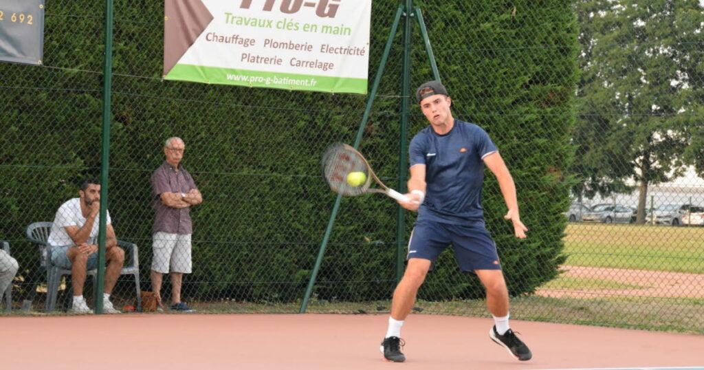 Tennis. Demi-finaliste à Wimbledon, Arthur Fery remportait en 2022 un tournoi à... Riorges !