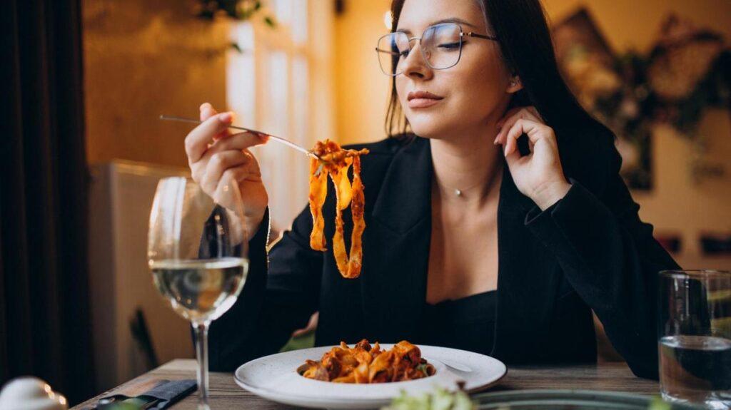 After checking: Spaghetti in a restaurant in Monte Carlo costs €18, in Sofia - €25
